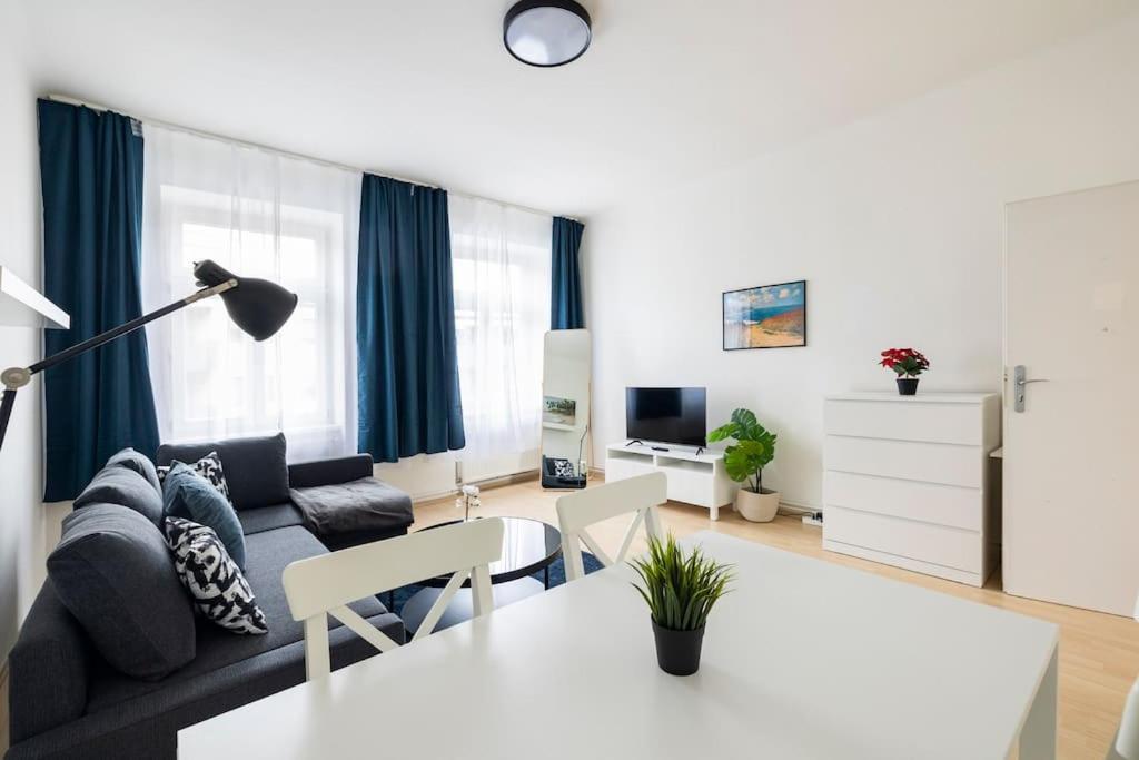 וינה Beautiful 1 Bedroom Apartment Near Schoenbrunn מראה חיצוני תמונה
